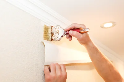 Pose de papier peint à Bazoques — revêtements muraux et toiles de verre